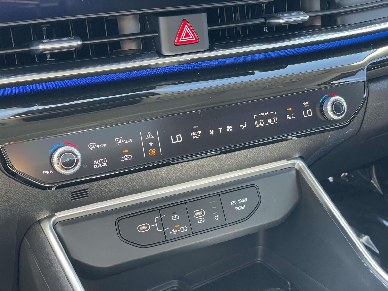 2026 Kia Carnival Hybrid SX