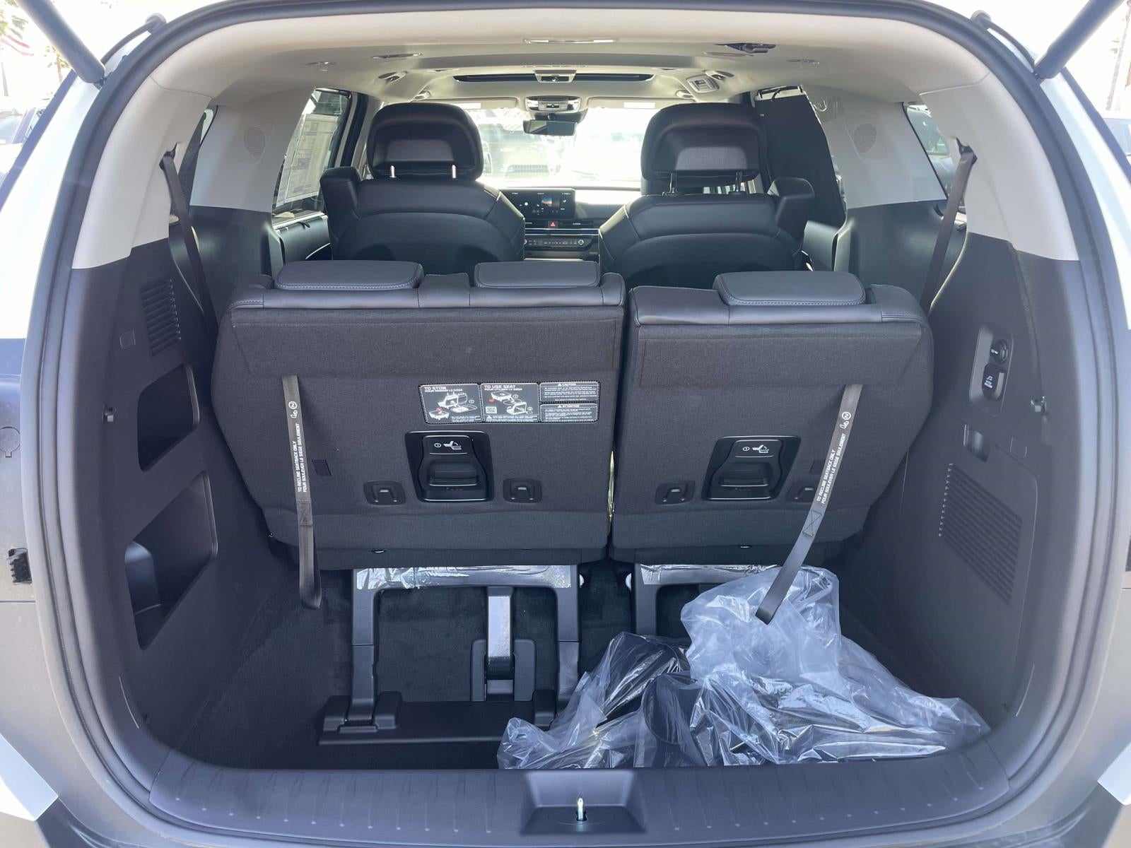 2026 Kia Carnival Hybrid SX