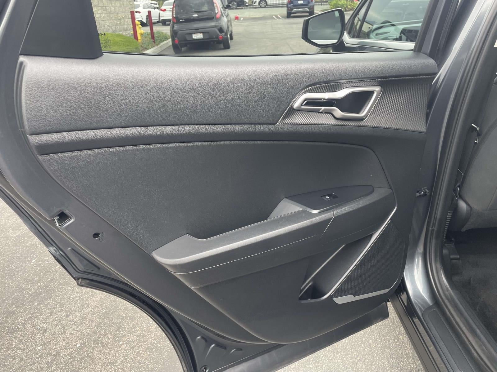 2025 Kia Sportage LX