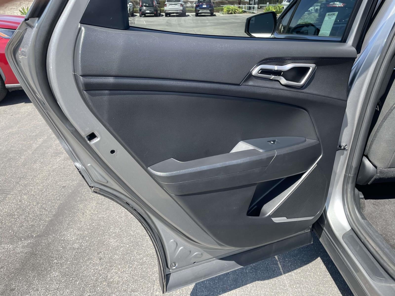 2025 Kia Sportage LX