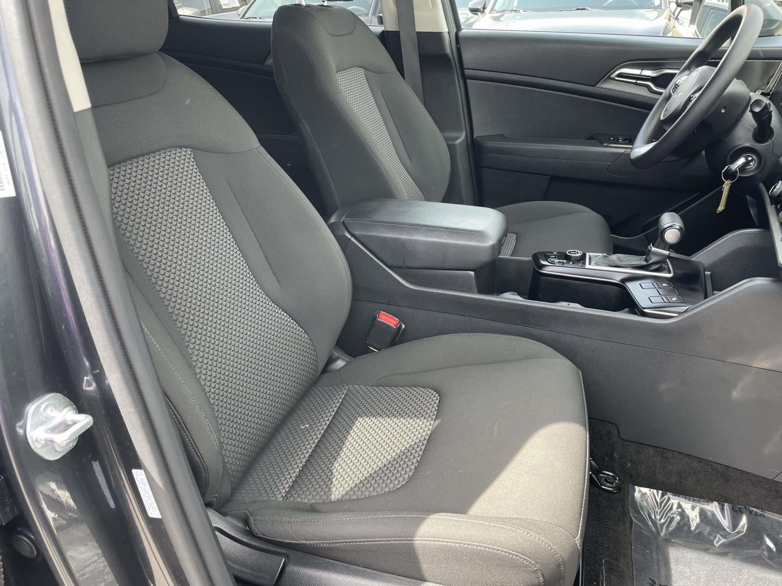 2025 Kia Sportage LX