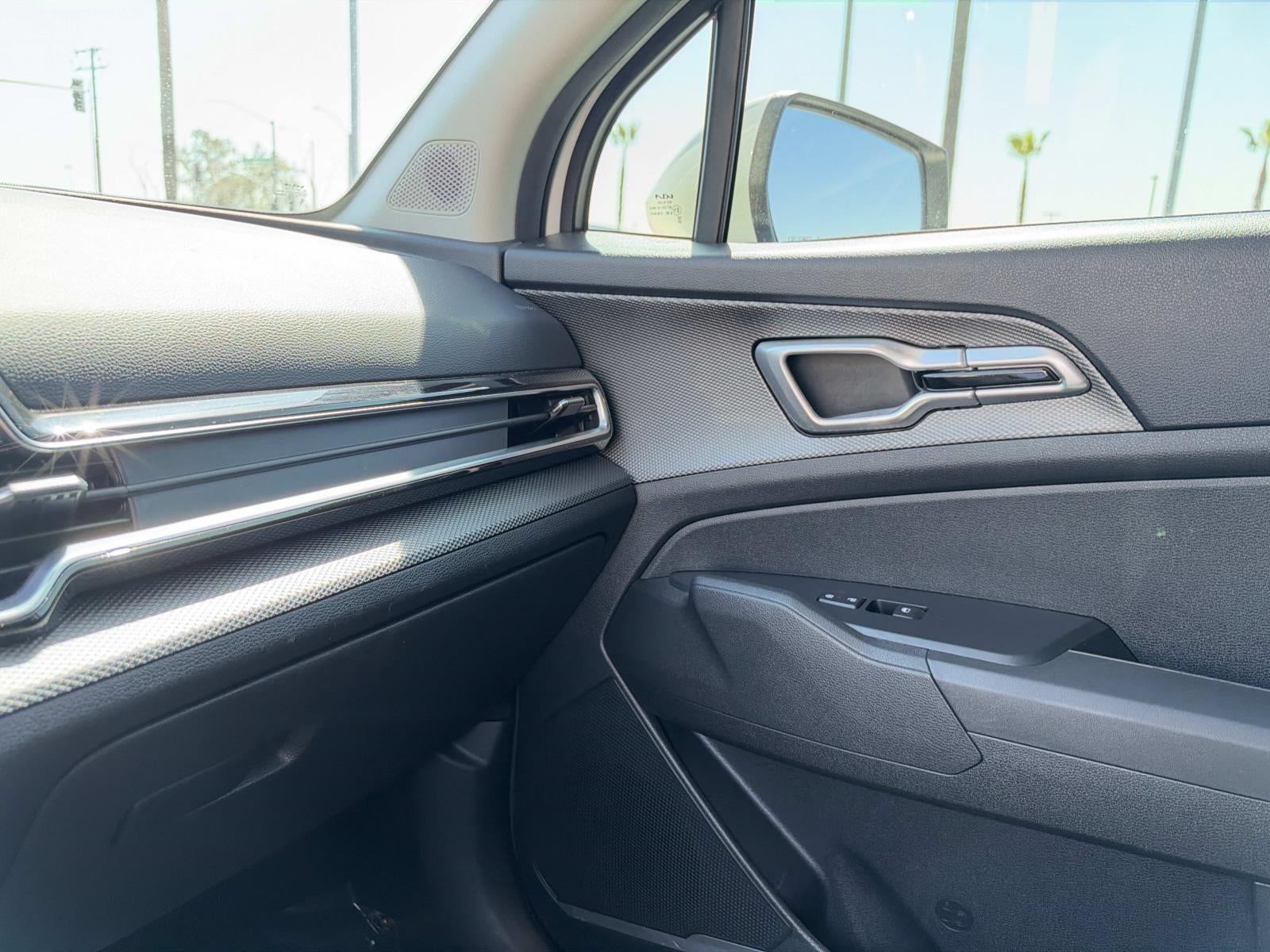 2024 Kia Sportage Hybrid LX
