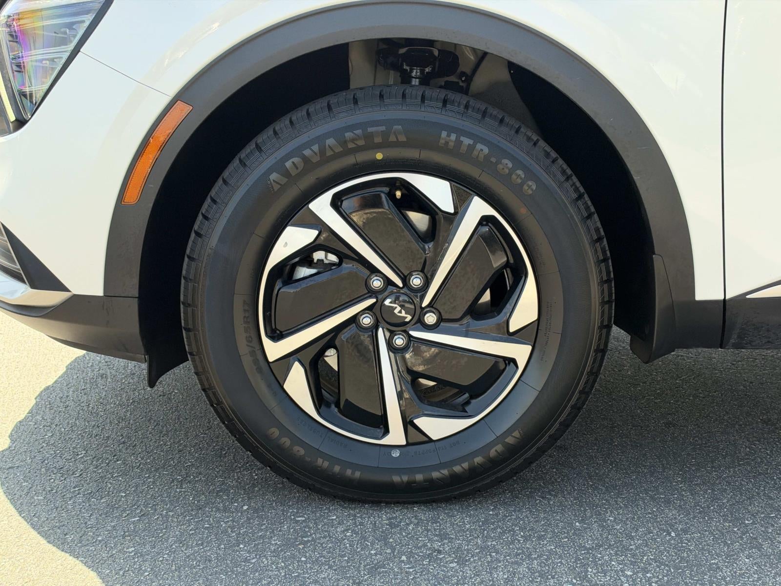 2024 Kia Sportage Hybrid LX