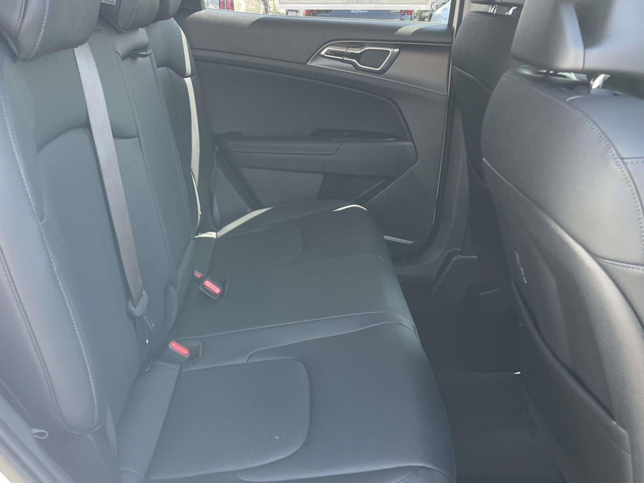 2026 Kia Sportage Hybrid Base