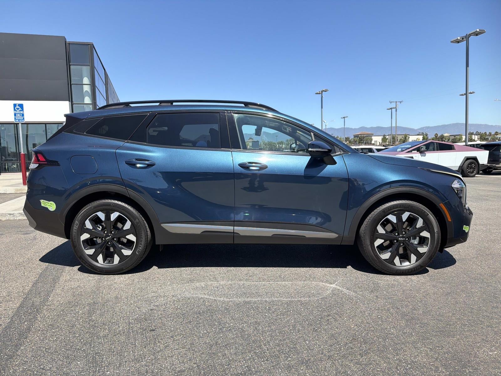 2023 Kia Sportage Plug-In Hybrid X-Line