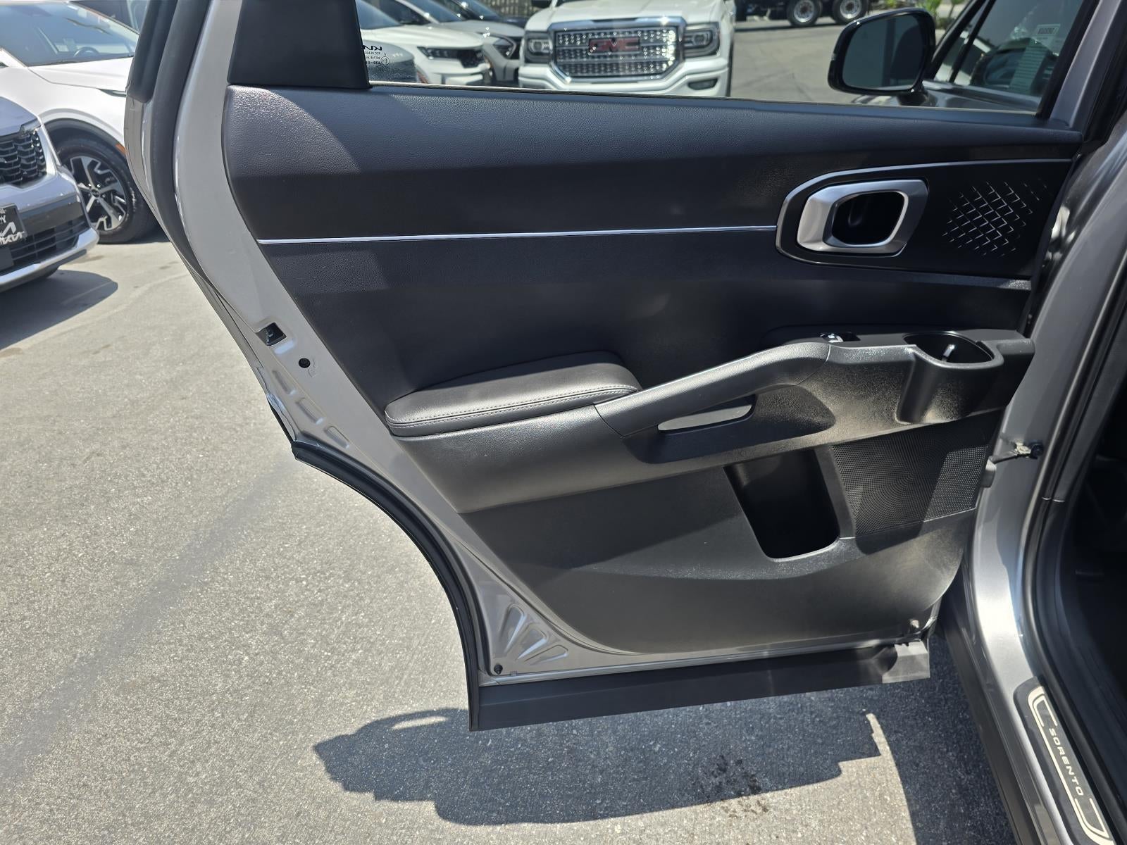 2023 Kia Sorento Hybrid EX