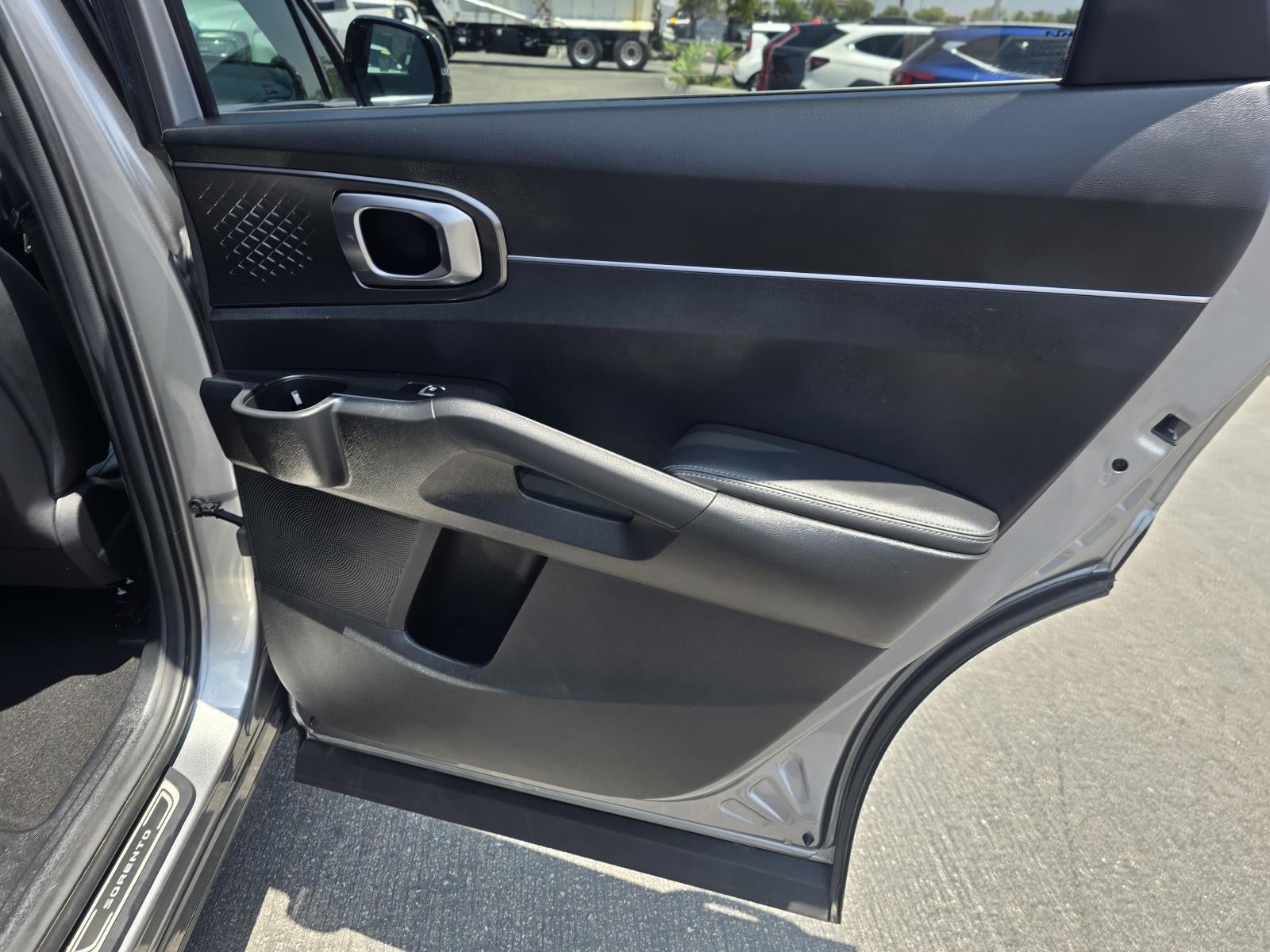 2023 Kia Sorento Hybrid EX