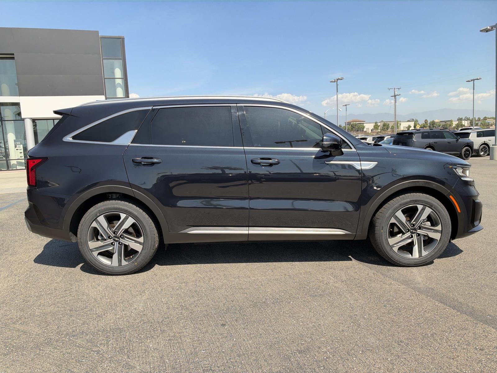 2024 Kia Sorento Hybrid EX