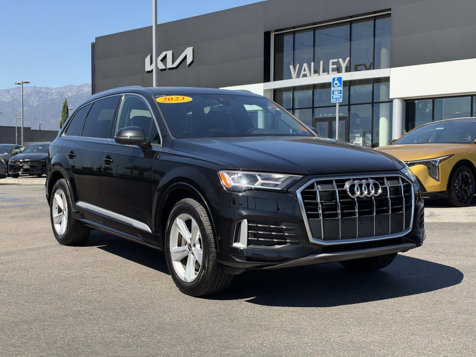 2023 Audi Q7 Premium Plus