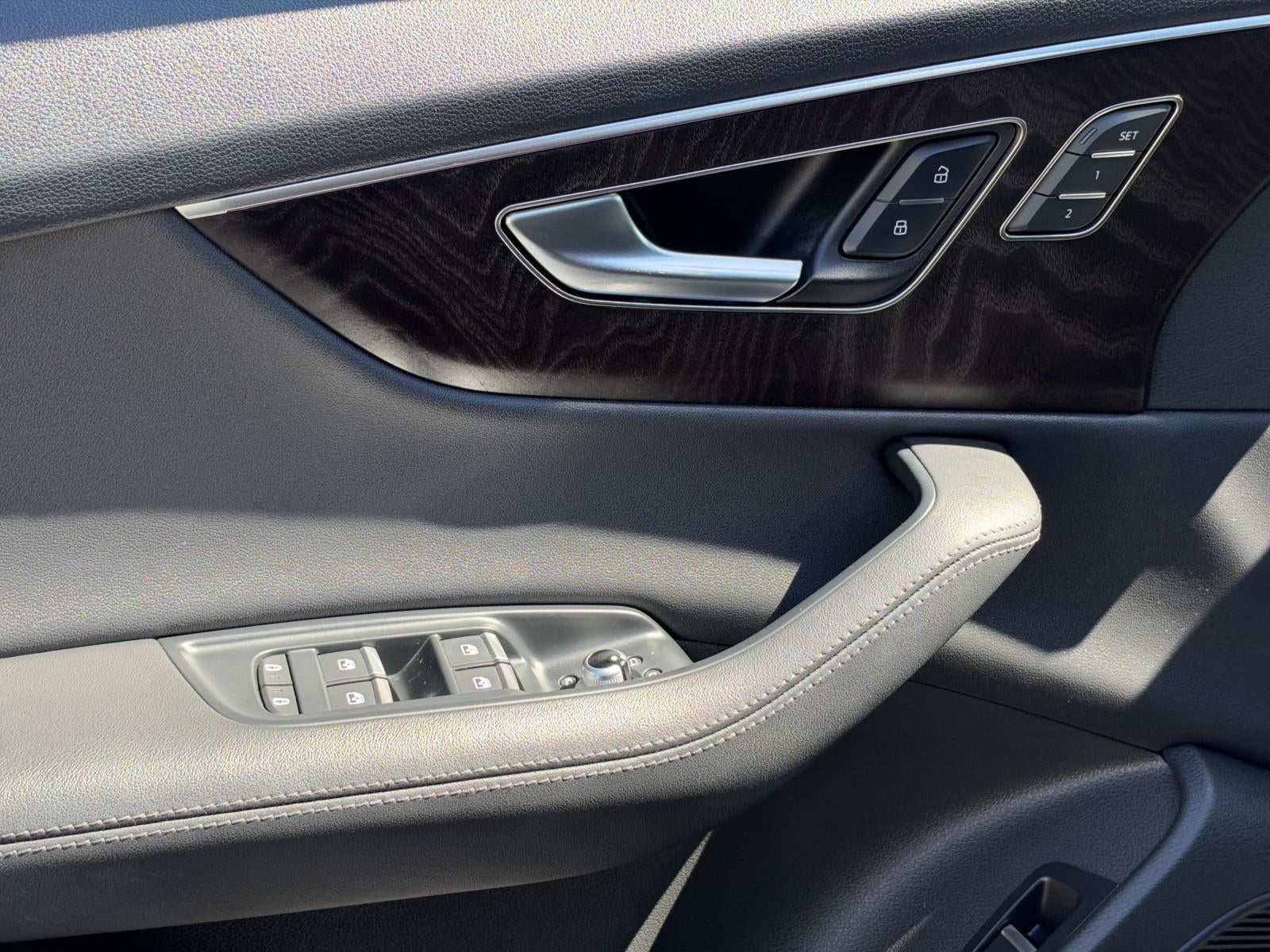 2023 Audi Q7 Premium Plus