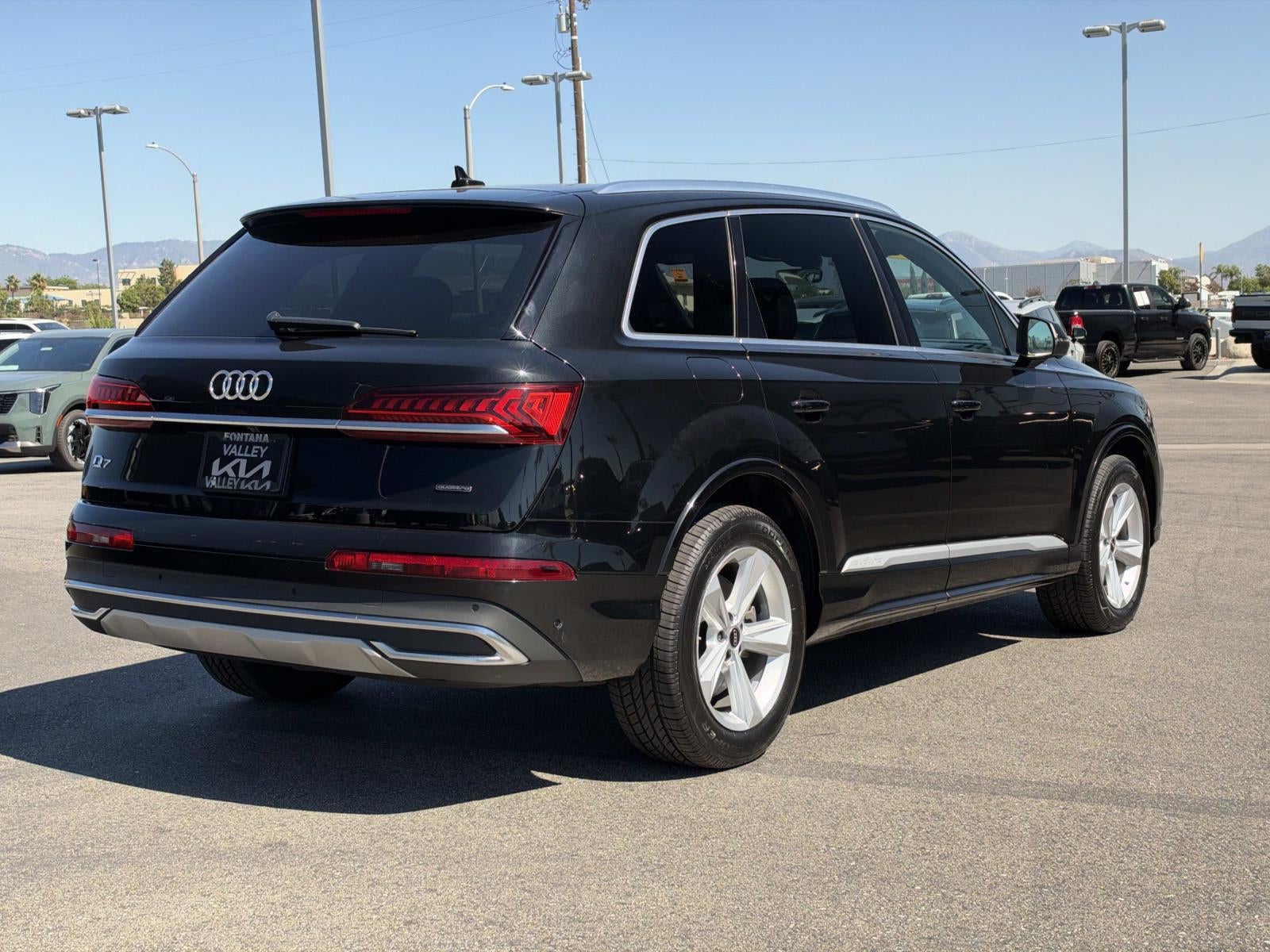 2023 Audi Q7 Premium Plus