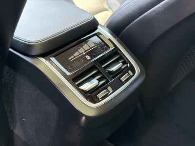 2023 Volvo XC90 Core