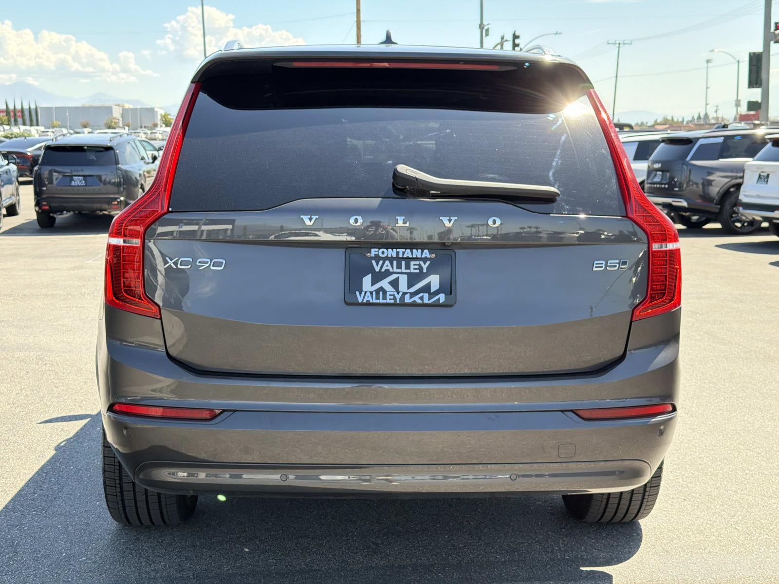 2023 Volvo XC90 Core